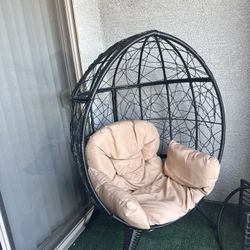 Egg Chair 
