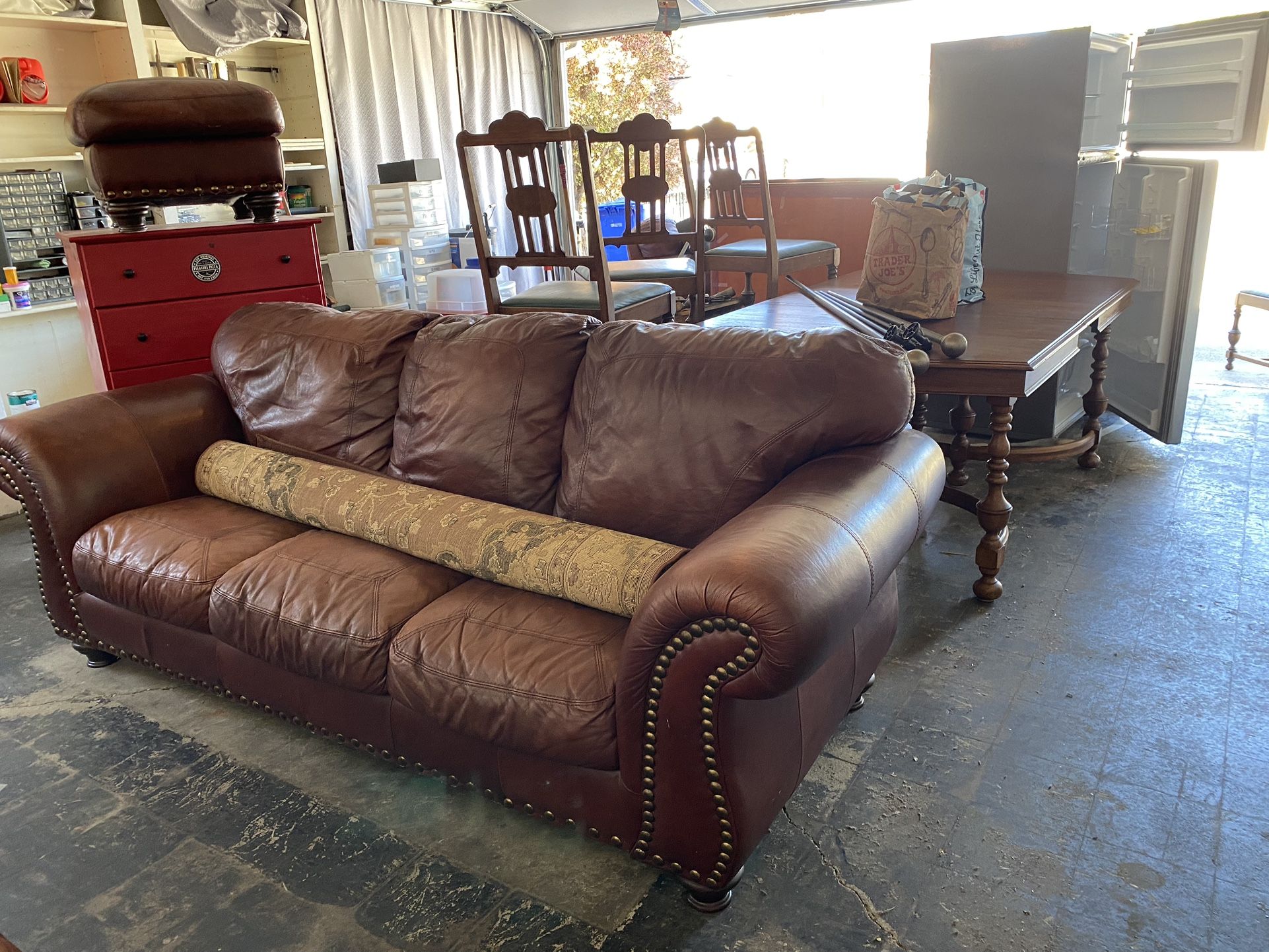 ALL FREE MAHONEY ST FREMONT IRVINGTON DISTRICT Dining Set Buffet Leather Couch Set And More