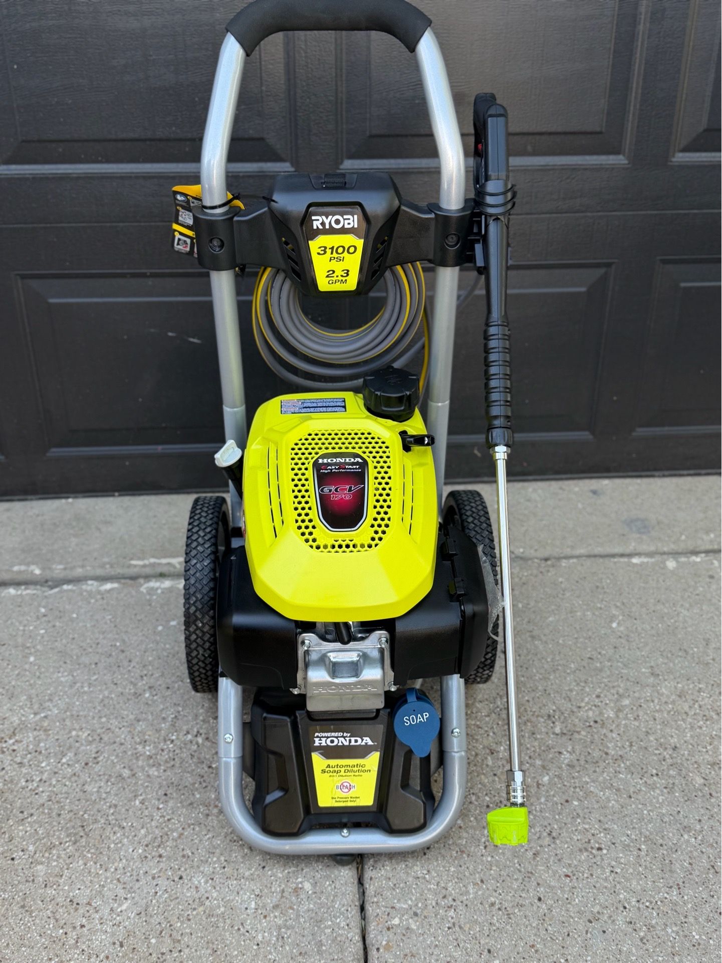 RYOBI 3100 PSI 2.3 GPM Cold Water Gas Pressure Washer with Honda GCV167 Engine