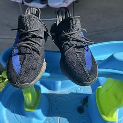 Yeezy Boost 350 V2 dazzling blue size 11