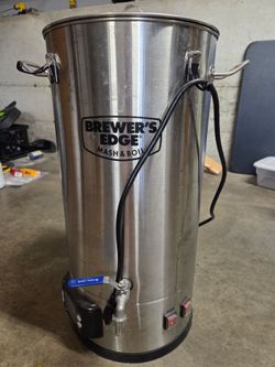 Brewer's Edge electric brew pot 7.5 gal - excellent condition!