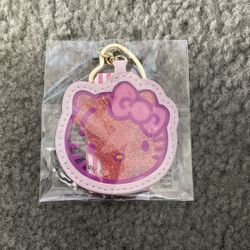 hello kitty keychain 