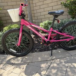 Girls Specialized Hotrock 20” Bike