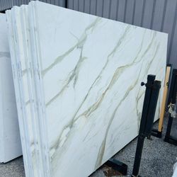 QUARTZ STONE SLABS SUPER JUMBO 7021V 📏Each slabs cover  75.7 sq.ft, Thickness 3 cm 🔥Price $1049 per Slab🔥 