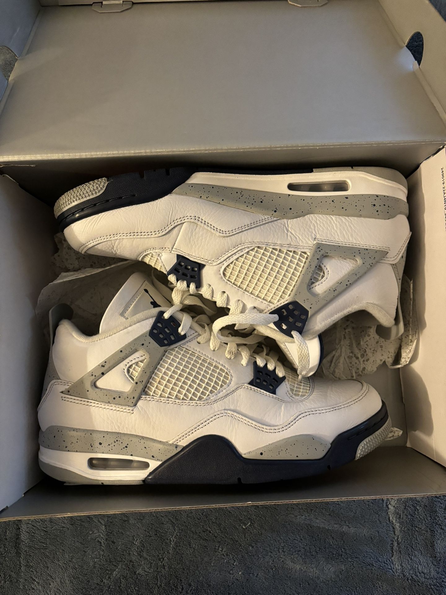 Jordan 4 Retro Midnight Navy