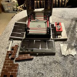 Micro Wrestling Cage And Stage Lot Toys