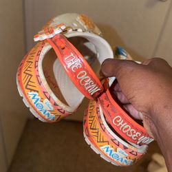 Moana crocs