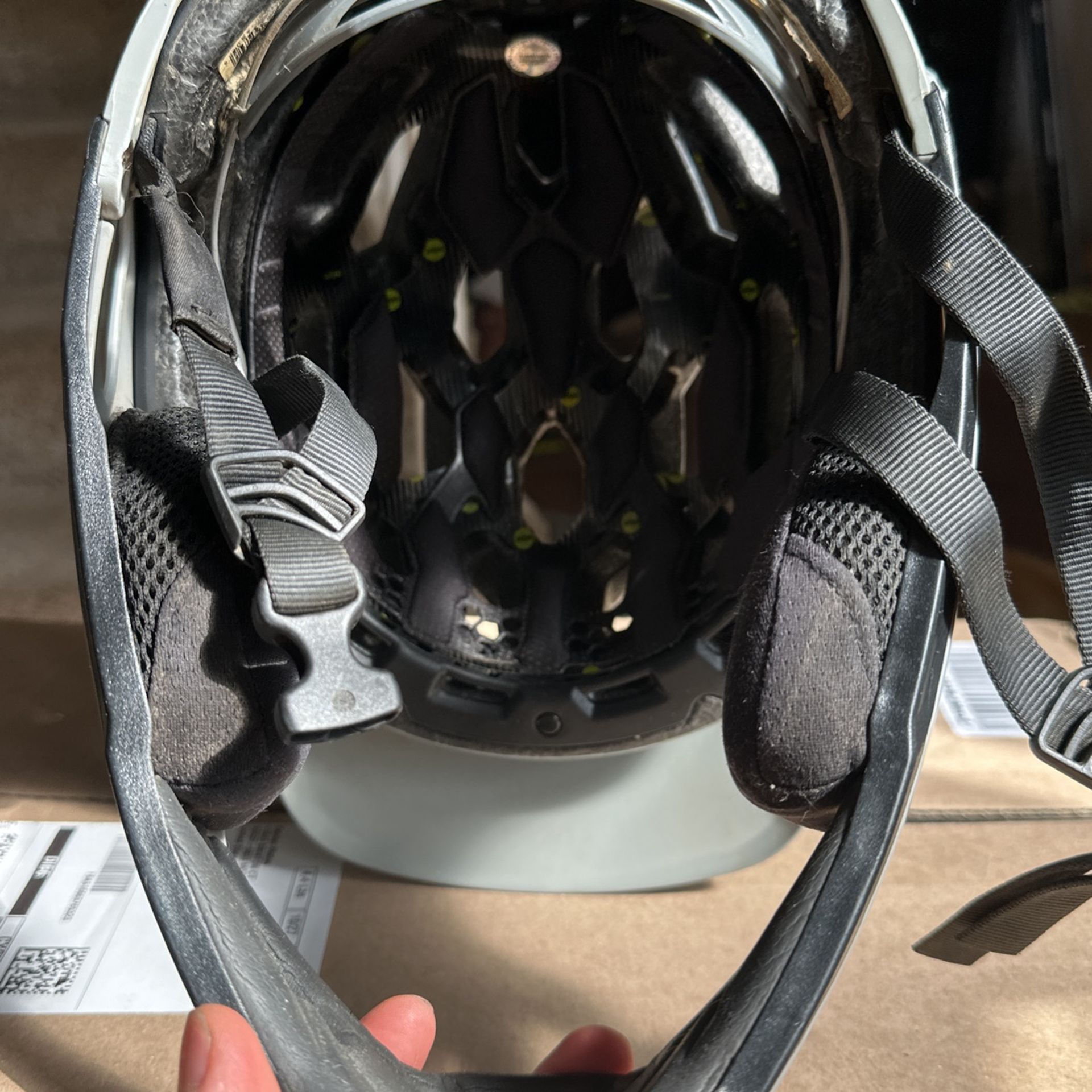 Bell Super 3R MIPS (size S)