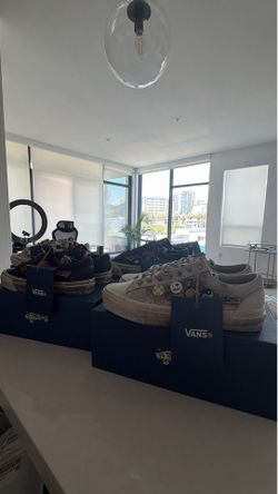 Souvenir vans
