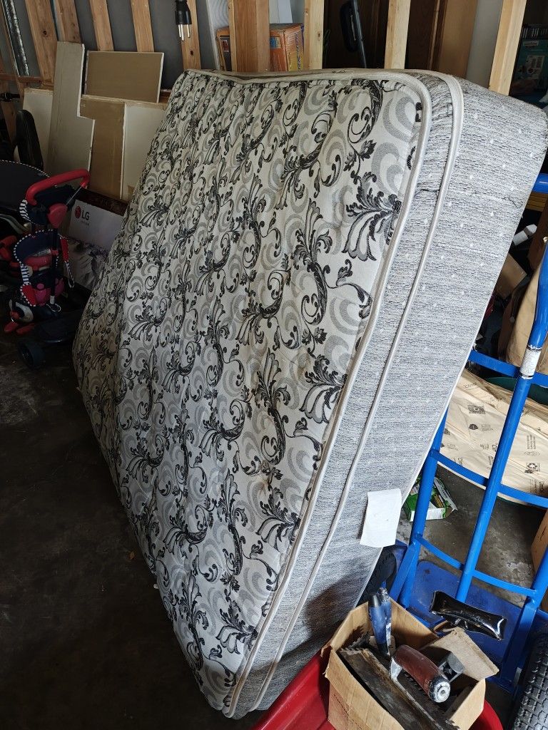 Free Queen size mattress