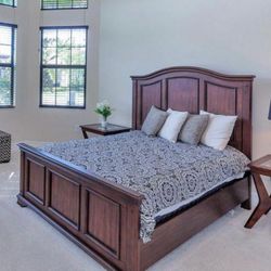 Full Bed Like New With New Mattress