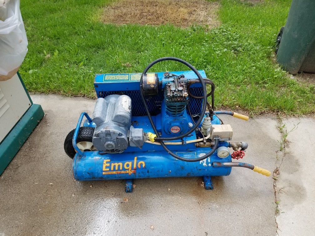 Emglo twin tank compressor 110 or 220 volt for Sale in Norco, CA OfferUp