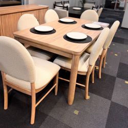 Dining Table Set