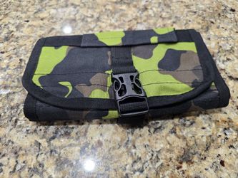 Camo accessory / tool / makeup storage bag with individual velcro pockets