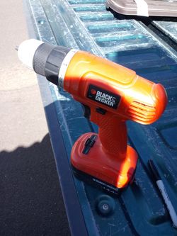 Black. Decker. Drill.n. skill. Drill. No. Charger