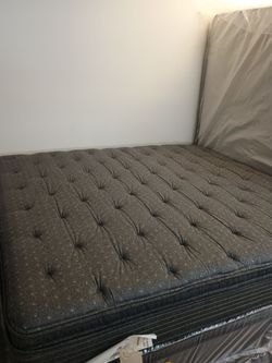 New 10 Inch King Pillow Top Simmons Mattress