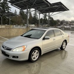 2007 Honda Accord EX ~135,701 miles (Clean title) 