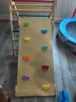 Climbing set