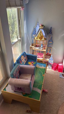 Doll house, Disney upholstered chair and play table