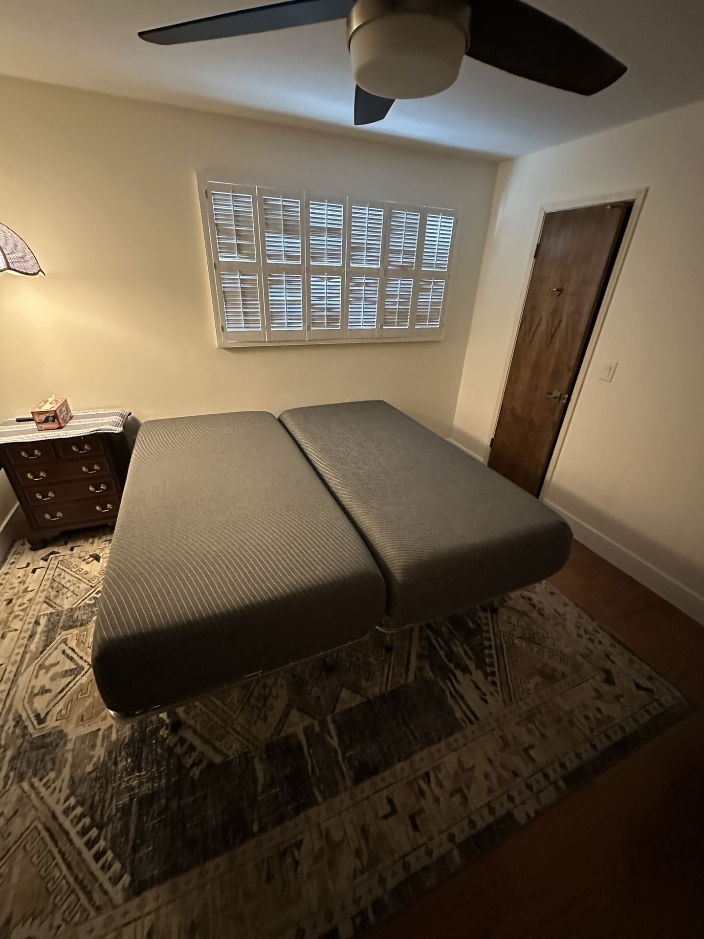 Split King Tuft And Needle Mint Mattress With Metal Bed Frame