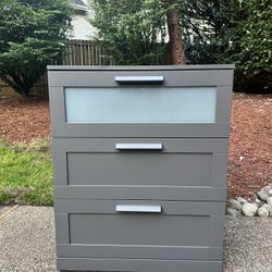 IKEA Brimnes 3 Drawer Dresser - Excellent Condition