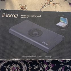 iHome notebook cooking pad with built in bad