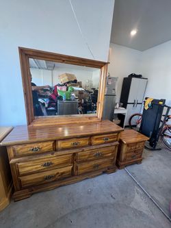 Dresser with mirror and one nightstand classic