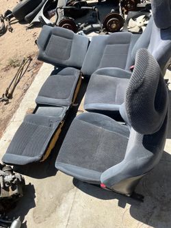 Front and rear seats integra