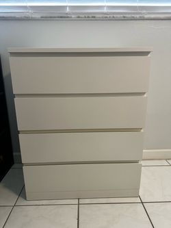IKEA malm dresser