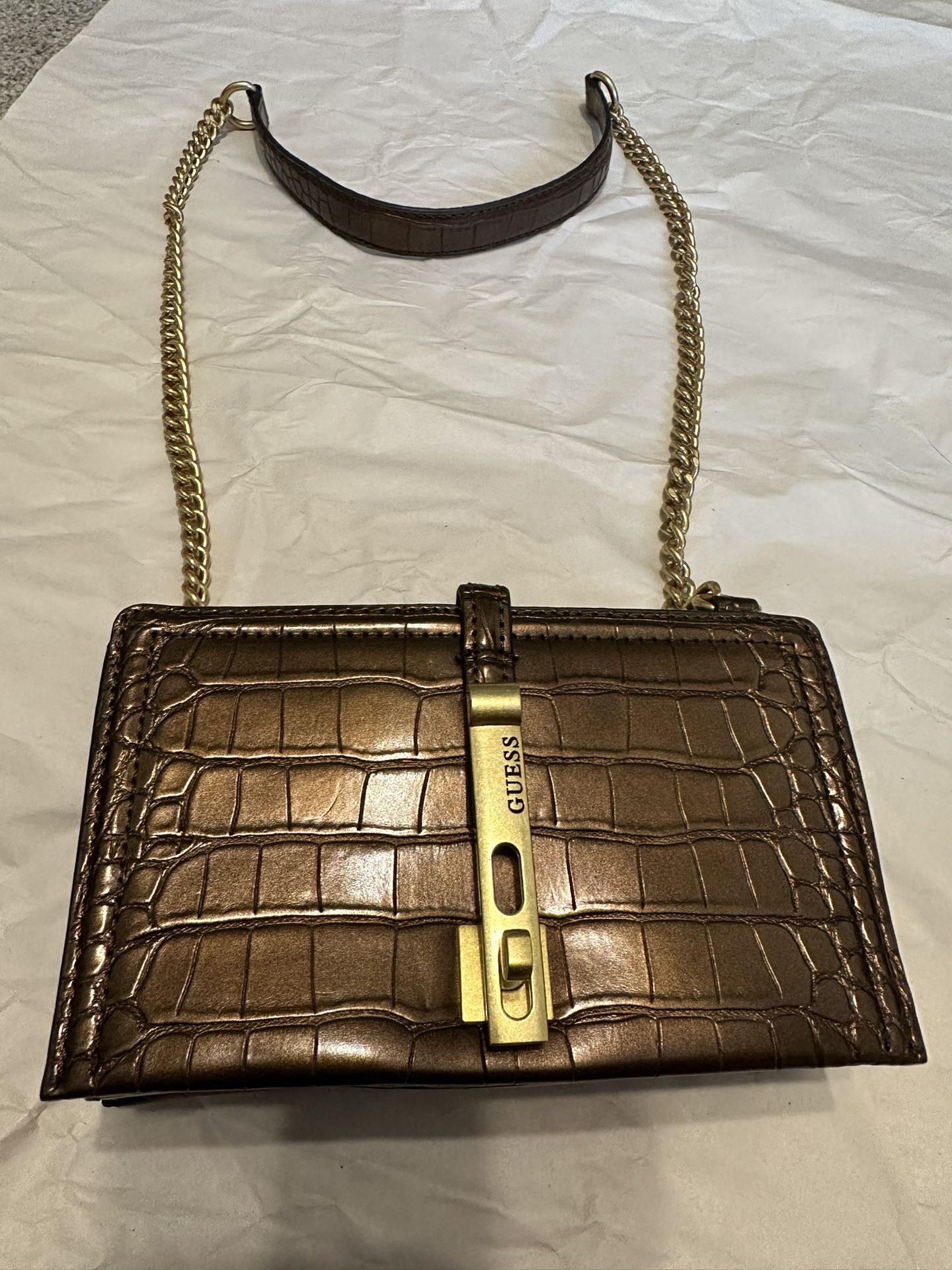 Brand New Guess Purse