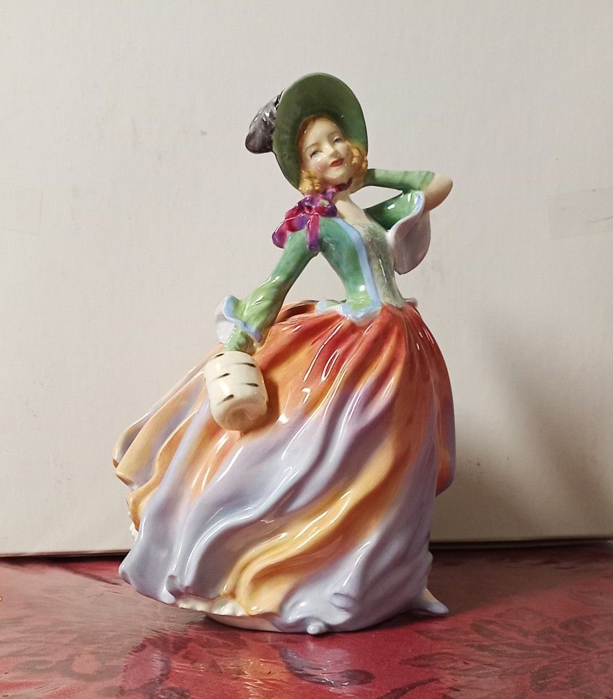 Antique Royal Doulton Autum Breezes Porcelain Lady Figurine HN1911