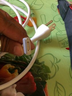 Apple MacBook pro Magsafe Charger