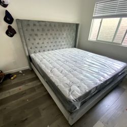 New King Bed Frame With Mattress