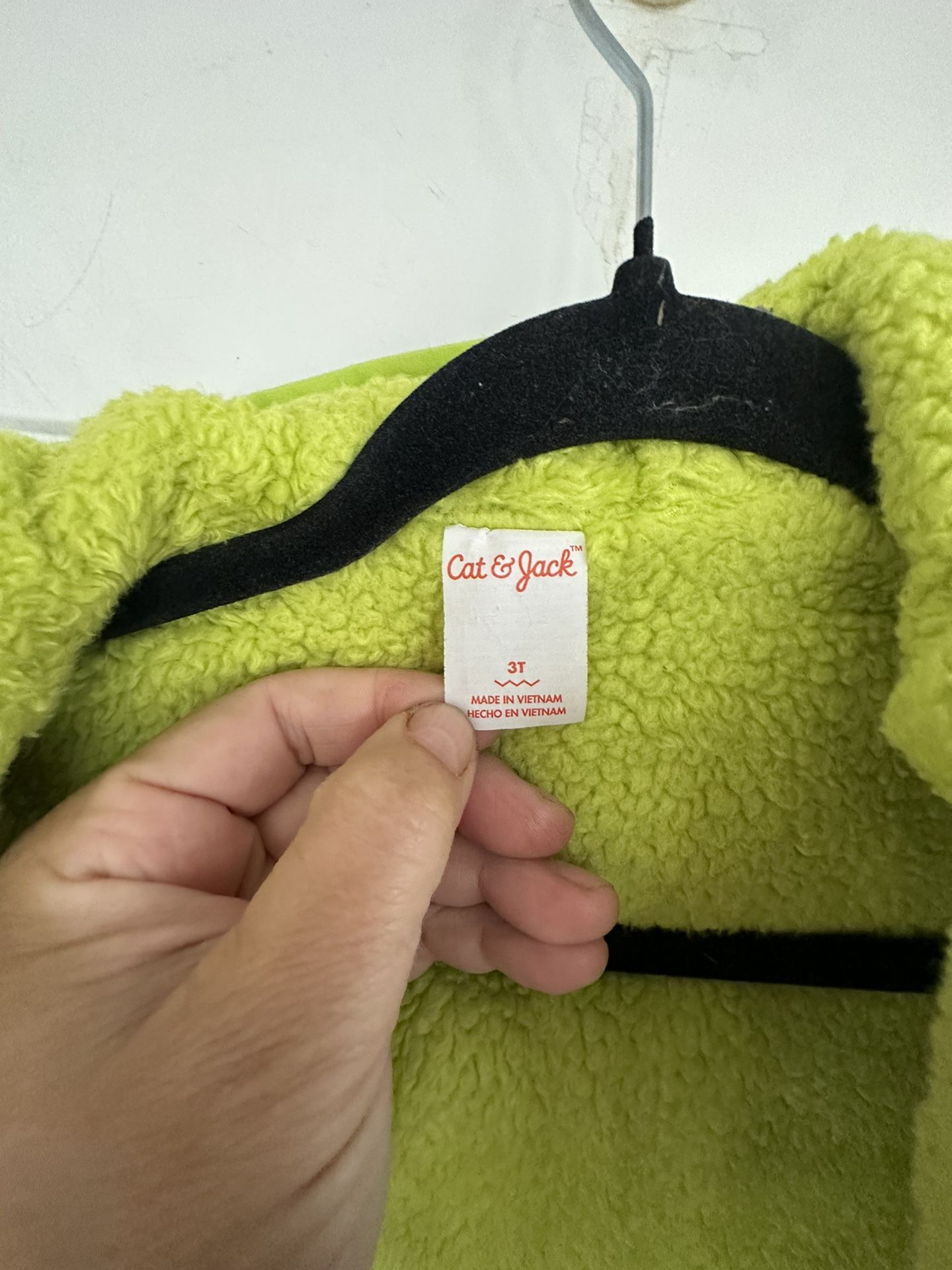 Cat& Jack Boys Coat Size 3