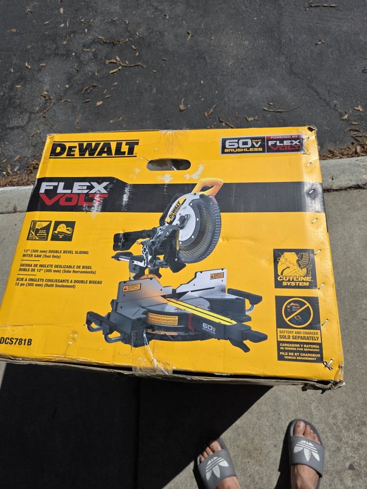 DEWALT DCS781B TOOL-ONLY