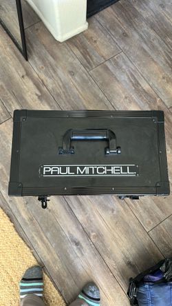 Paul Mitchell Black Rolling Travel Case For Cosmetologist / Hairdresser / Barber