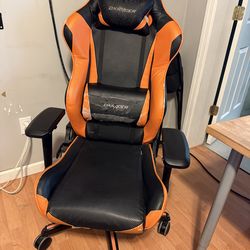 DXRacer Gaming Chair
