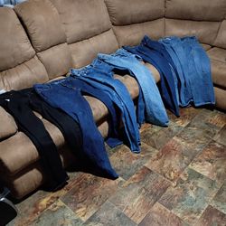 Size 34 Men's Pants 👖 Levi's 7 Pairs