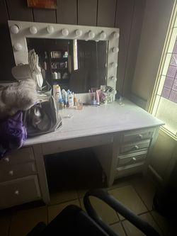 Stuff For Sale Message Me For Pricing