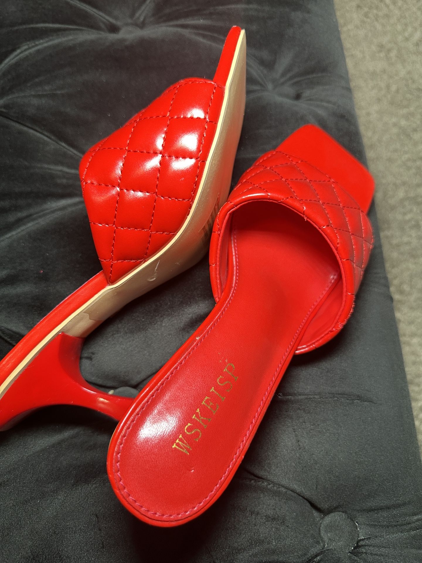 Red Mule Heels