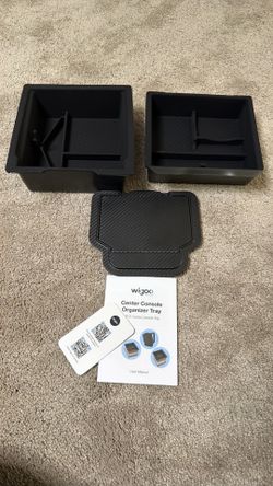 Tesla Model Y/3….Juniper/Highland  center console organizer tray