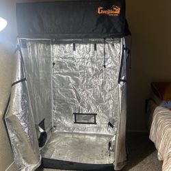 Gorilla Tent Lite Line