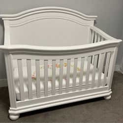 Sorelle Finley 4 and 1 Baby Crib Mattress Included