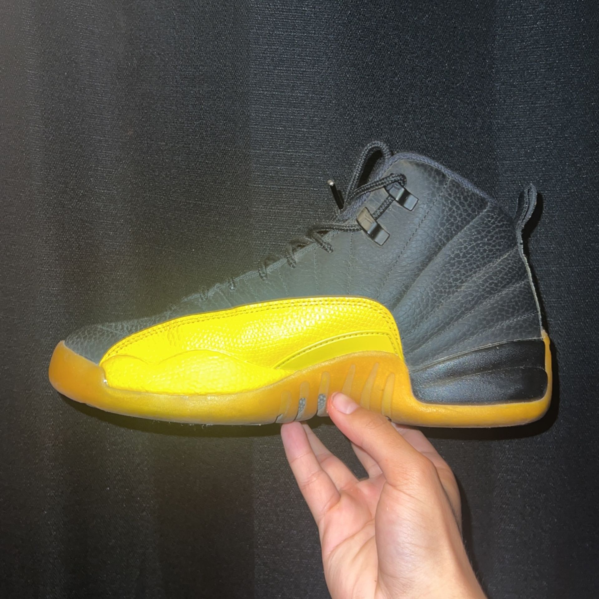 Air Jordan 12 Retro ‘University Gold’ 7Y