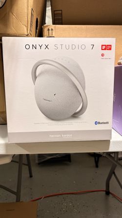Harman Kardon Onyx Studio 7