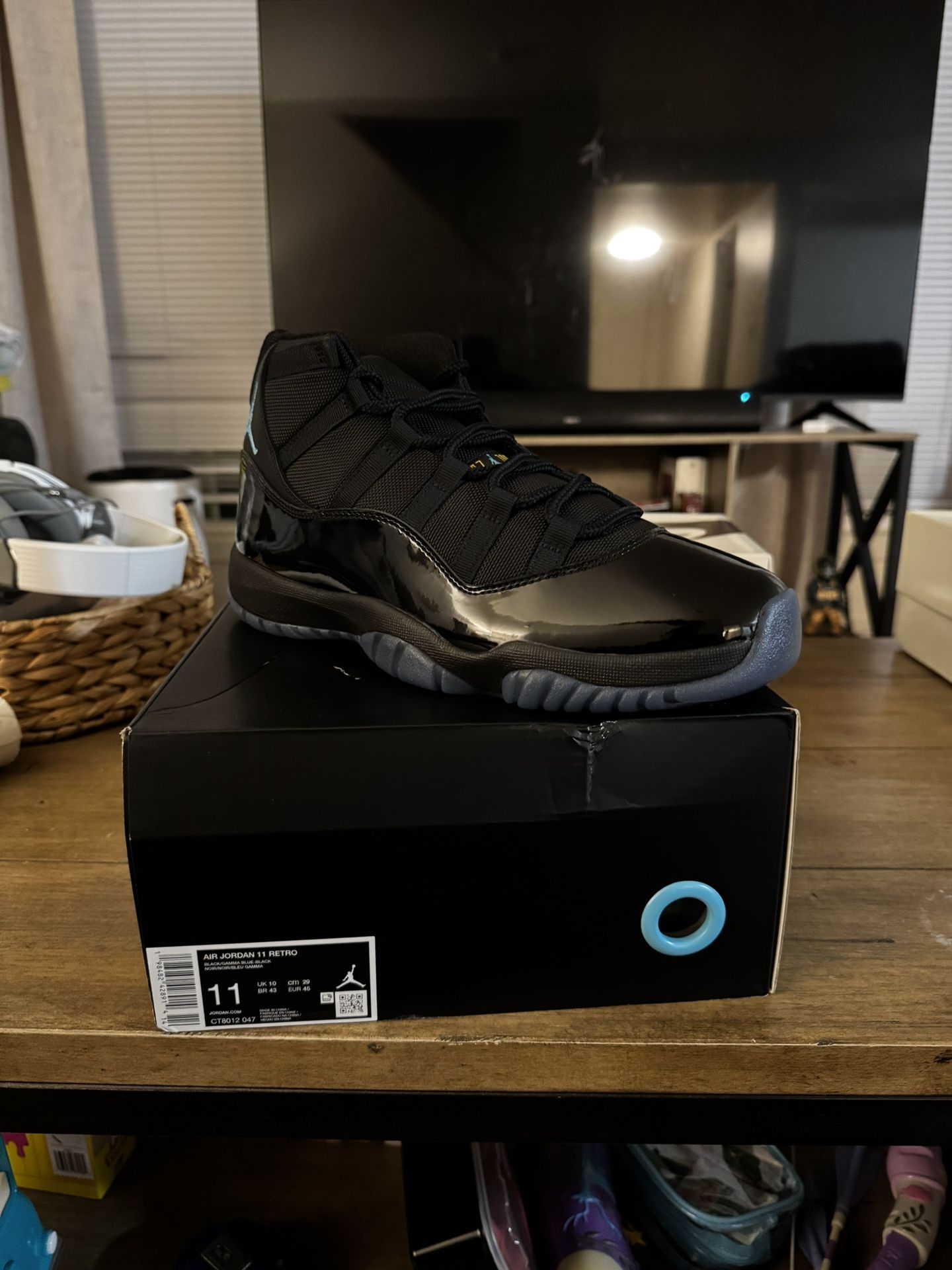 Jordan 11 Gamma Blue