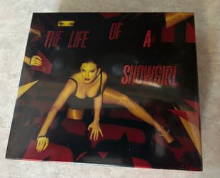 The Life Of A Showgirl: It's Frightening Edition Deluxe CD