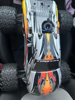 Traxxas revo 1/10 nitro project/parts/roller