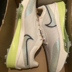 Nike Air Zoom Infinity Tour Next%