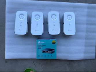 TP-Link WiFi Range Extenders + Gigabit Switch